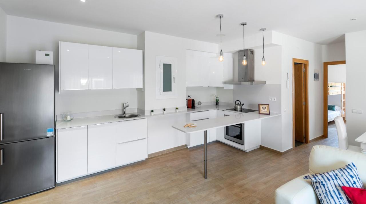 Maka Beach Apartment V Castelldefels Ngoại thất bức ảnh