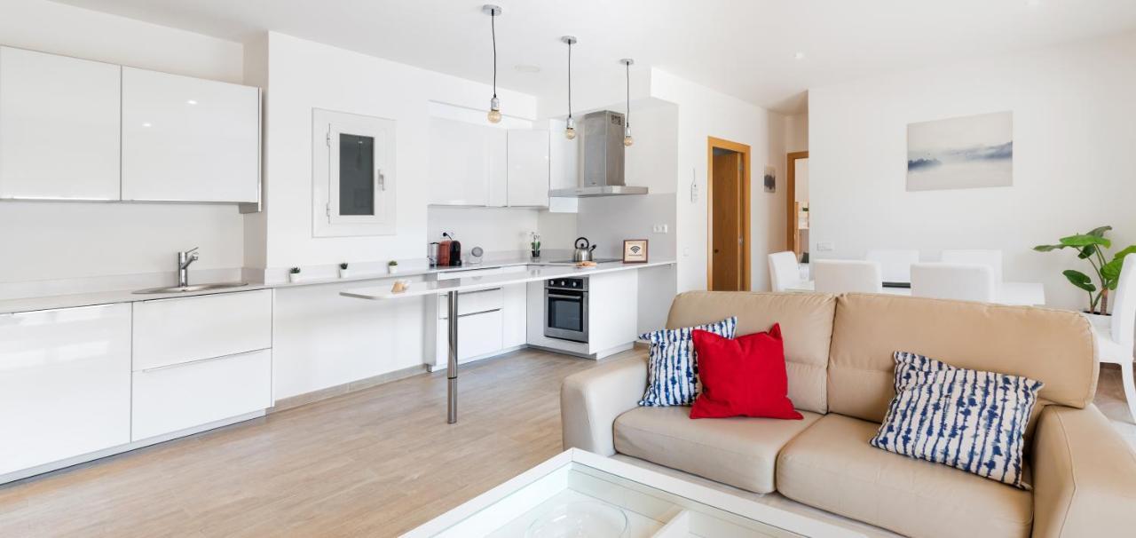 Maka Beach Apartment V Castelldefels Ngoại thất bức ảnh