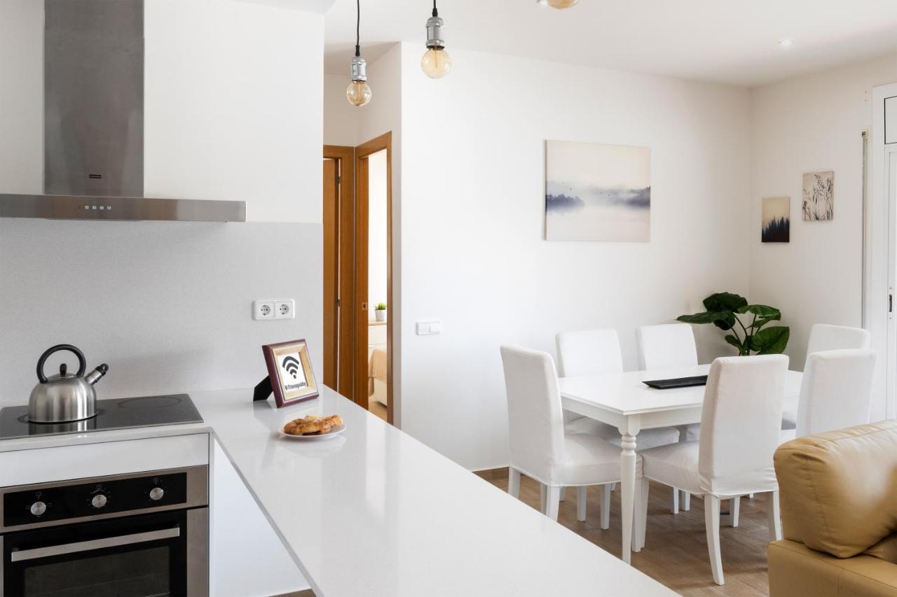 Maka Beach Apartment V Castelldefels Ngoại thất bức ảnh