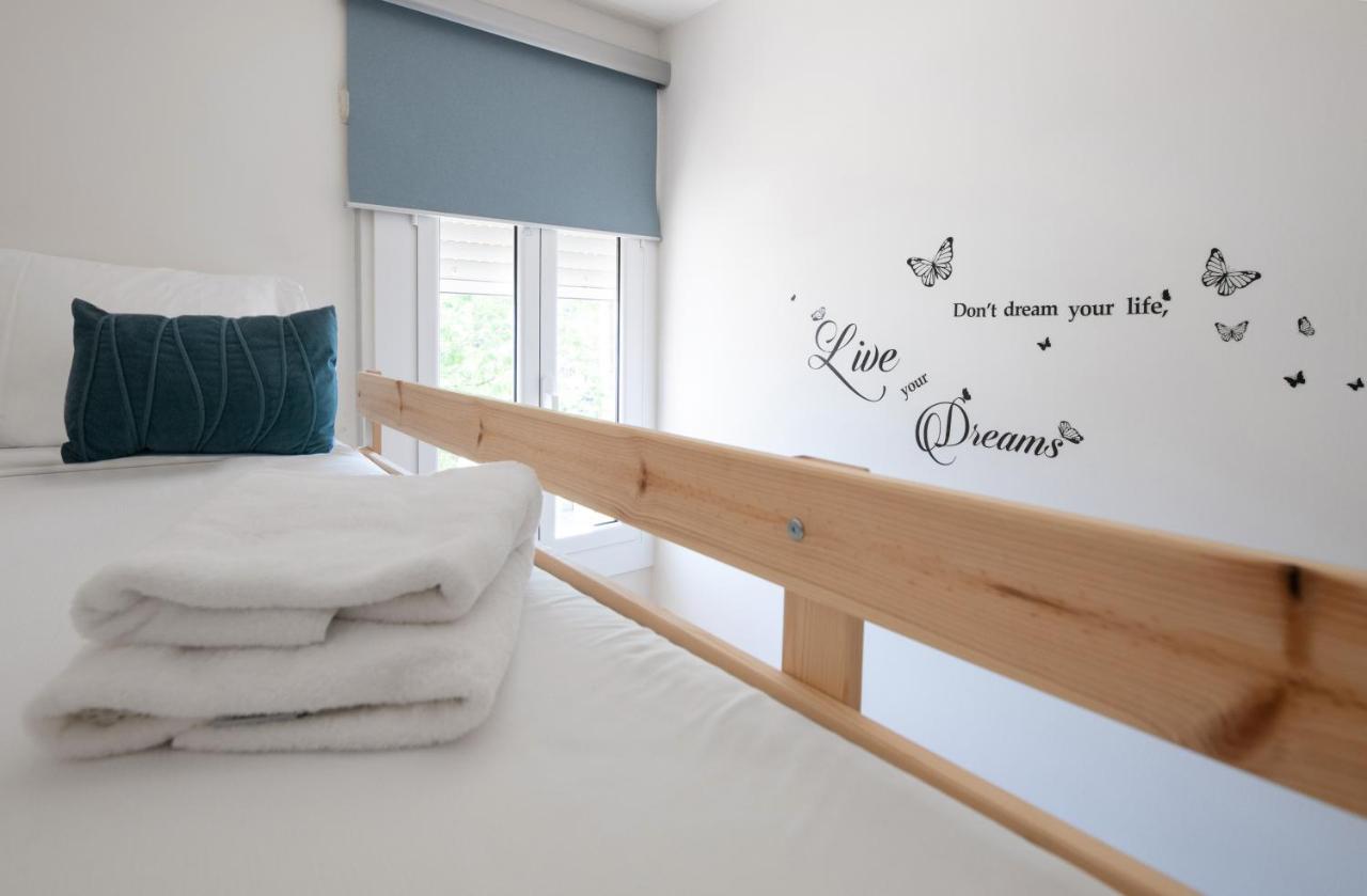 Maka Beach Apartment V Castelldefels Ngoại thất bức ảnh
